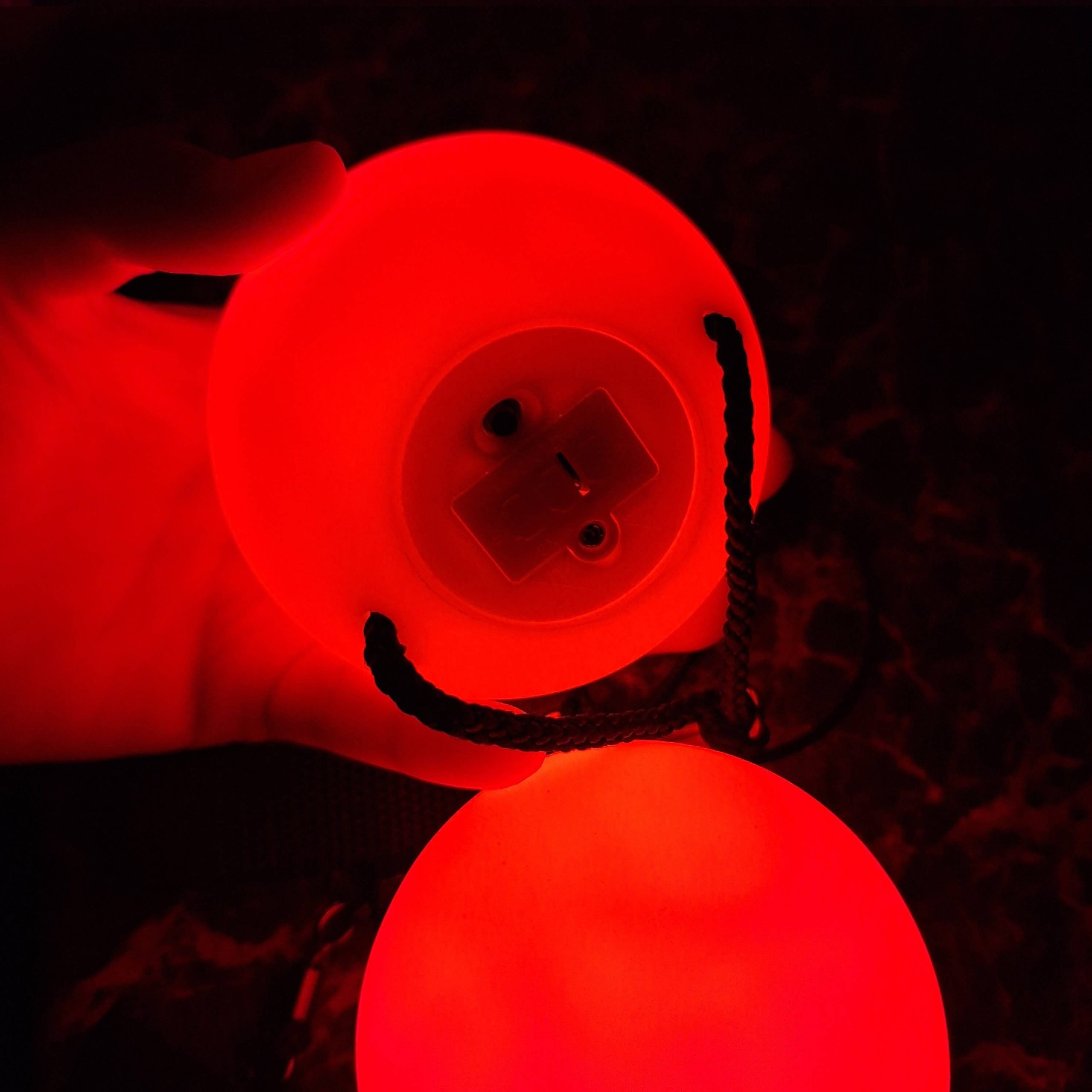 Светещи LED пойове - 80мм - Juggle Dream LED poi Светещи LED пойове - 80мм - Juggle Dream LED poi
