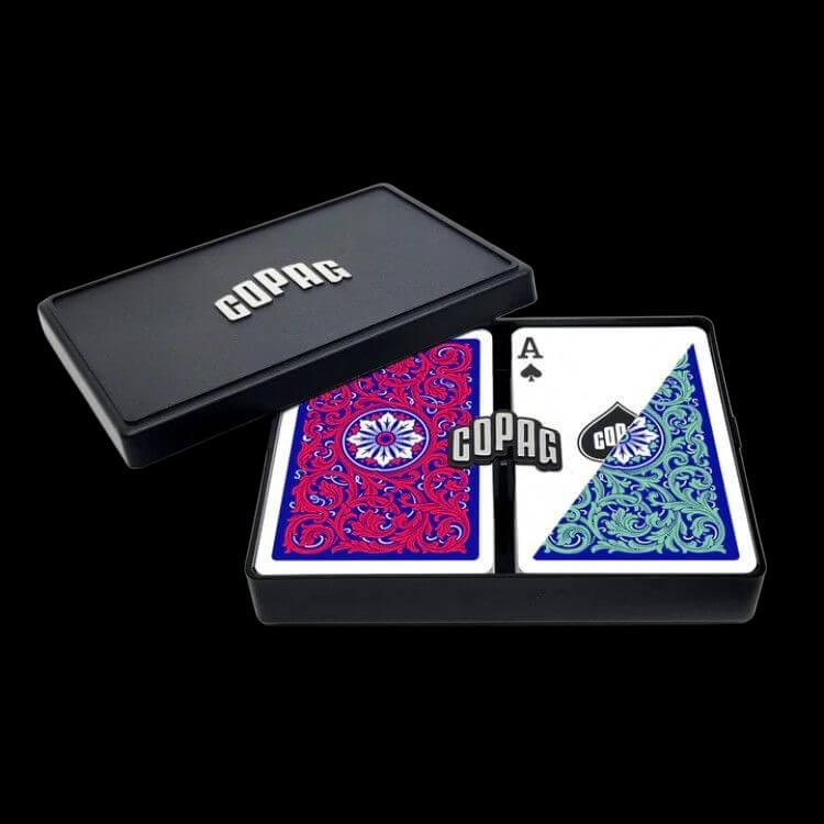 Карти за игра - Neoteric Bridge Red and Green 2 pack - Copag playing cards Карти за игра - Neoteric Bridge Red and Green 2 pack - Copag playing cards