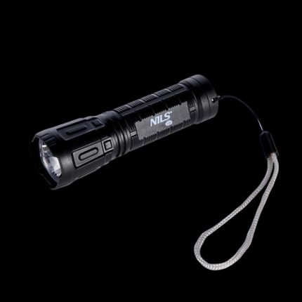 Презаредим LED фенер за къмпинг - NILS Camp rechargeable waterproof LED flashlight - 180 лумена - NC0002 презаредима лампа къмпинг лампа 180 лумена водоустойчива лампа за палатка LED фенер за къмпинг компактна къмпинг лампа фенер зареждане цена цени с дръжка фенерче за къмпинг презаредимо фенерче водоустойчиво фенерче