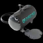 Душ за къмпинг с налягане Nemo Helio 11L - Portable camping shower за outdoor, кемпер, плаж и пътуване цена цени преносим душ за къмпинг portable camping shower camping pressure shower outdoor shower system душ за кемпер portable outdoor shower camping accessories мобилен душ за палатка къмпинг оборудване туристически душ travel shower system outdoor hygiene solution pressure camping shower portable pressure shower душ за пътуване душ за каравана camping shower kit outdoor camping equipment