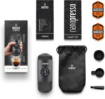 Преносима еспресо машина Wacaco Nanopresso - Ръчна кафемашина за къмпинг и пътуване с 18 bar налягане преносима еспресо машина ръчна еспресо машина за къмпинг travel espresso maker къмпинг кафемашина portable espresso machine WACACO Nanopresso еспресо машина за пътуване ръчна кафемашина без ток outdoor espresso maker мини еспресо машина цена цени