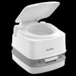 Преносима химическа тоалетна Thetford Porta Potti 345Qube - Compact camping toilet за кемпер, каравана и пътуване цена цени camping toilet portable porta potti 345 мобилна тоалетна за кемпер химическа тоалетна за каравана portable camping toilet compact travel toilet portable outdoor WC camping къмпинг санитарно решение мобилна тоалетна за пътуване portable toilet for camping camping equipment toilet химическа тоалетна Qube small portable toilet тоалетна за палатка и кемпер camping hygiene solution portable WC system къмпинг аксесоари outdoor toilet solution