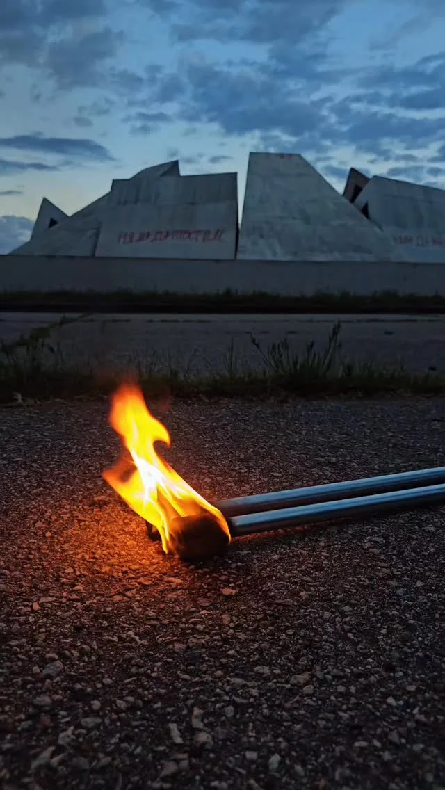 Vulcanes and Firefly licopodium powders 🔥#Torchflow #firearts 
@totiofire603 @eldaberaha @balance.holder