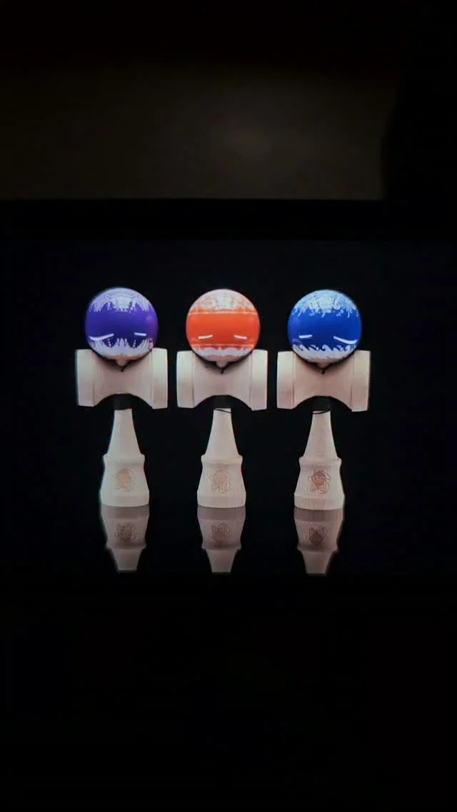 We cooked 🍳
Now we serve 🍲
The legacy of Flow Balance & Harmony continues 💜🧡💙
3 wood types coming in both Antiskid and Sticky paints 💯 #Kendama #TheSecretKendamas